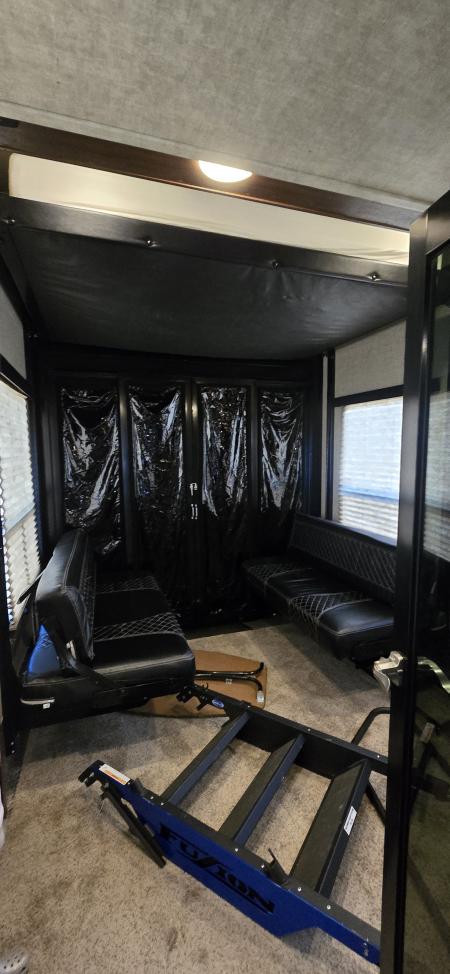Used 2015 Keystone RV FUZION TOY HAULER FZ42215 Specialty Trailer