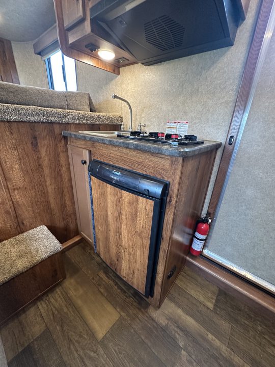 Used 2023 Lakota 2H 7' LQ AC27 Horse Trailer