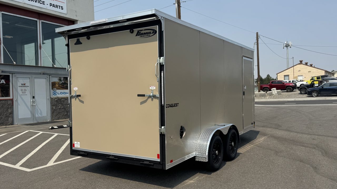 New 2027 Formula Trailers 7 x 16 Conquest SE Flat Top Sloped V-Nose 7K Cargo / Enclosed Trailer