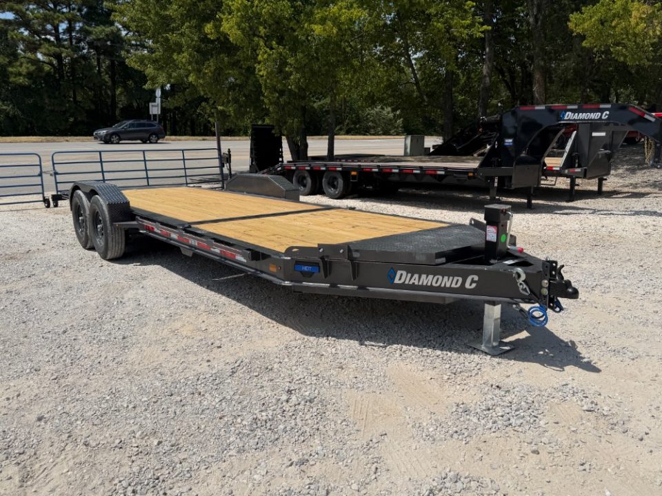 New 2027 Diamond C Trailers 15.5K HDT 207 Package 22'X82" Equipment Trailer