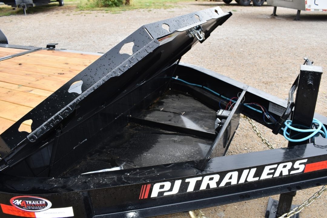 New 2027 PJ Trailers TY22-14K