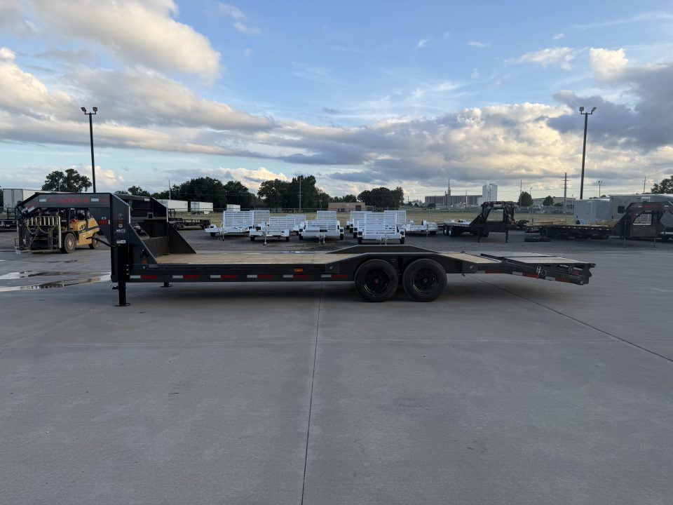 New 2027 MAXX-D 102 X 26 H8X Equipment Trailer