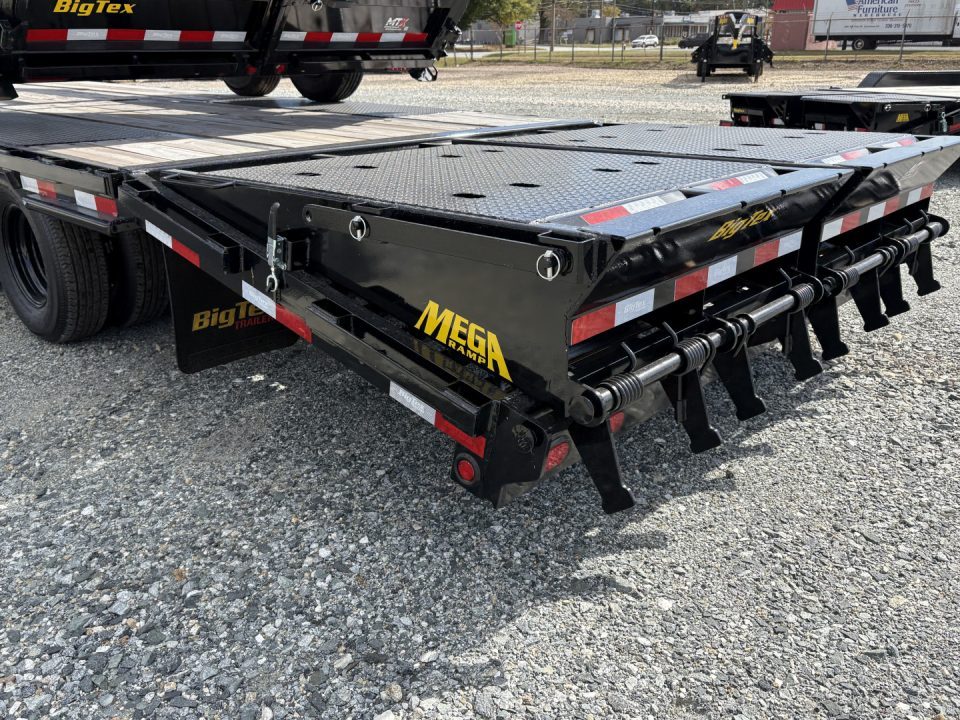 New 2026 Big Tex Trailers 28+5 22GN Gooseneck w/ Mega Ramps Flatbed Trailer