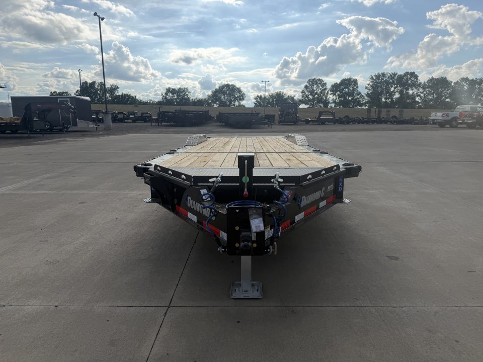 New 2027 Diamond C Trailers 102 X 24 HXD208 Equipment Trailer