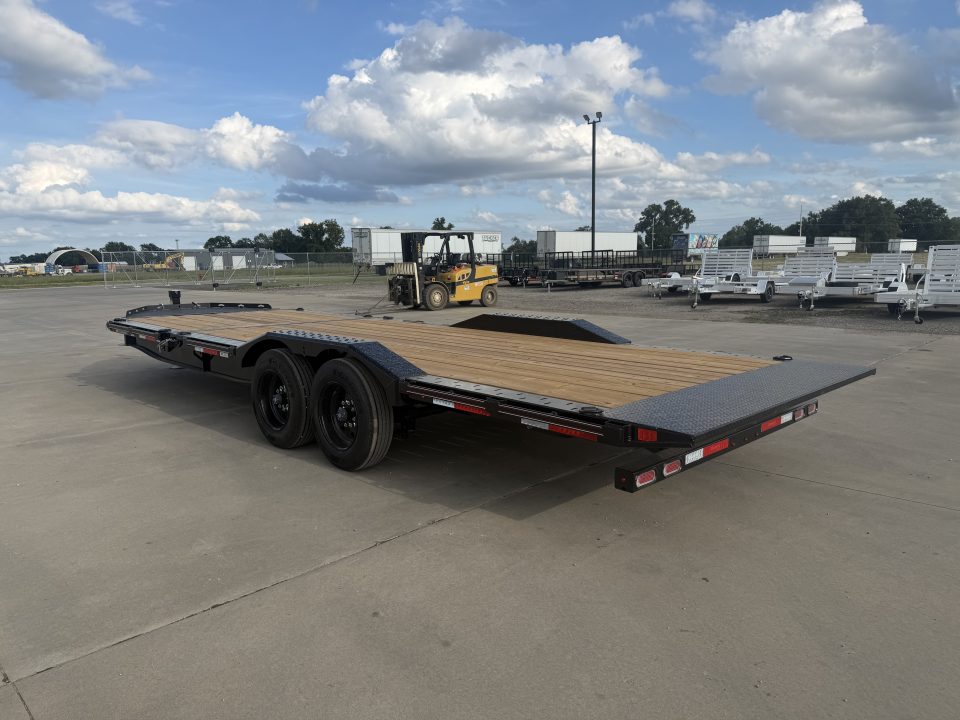 New 2027 Diamond C Trailers 102 X 24 HXD208 Equipment Trailer