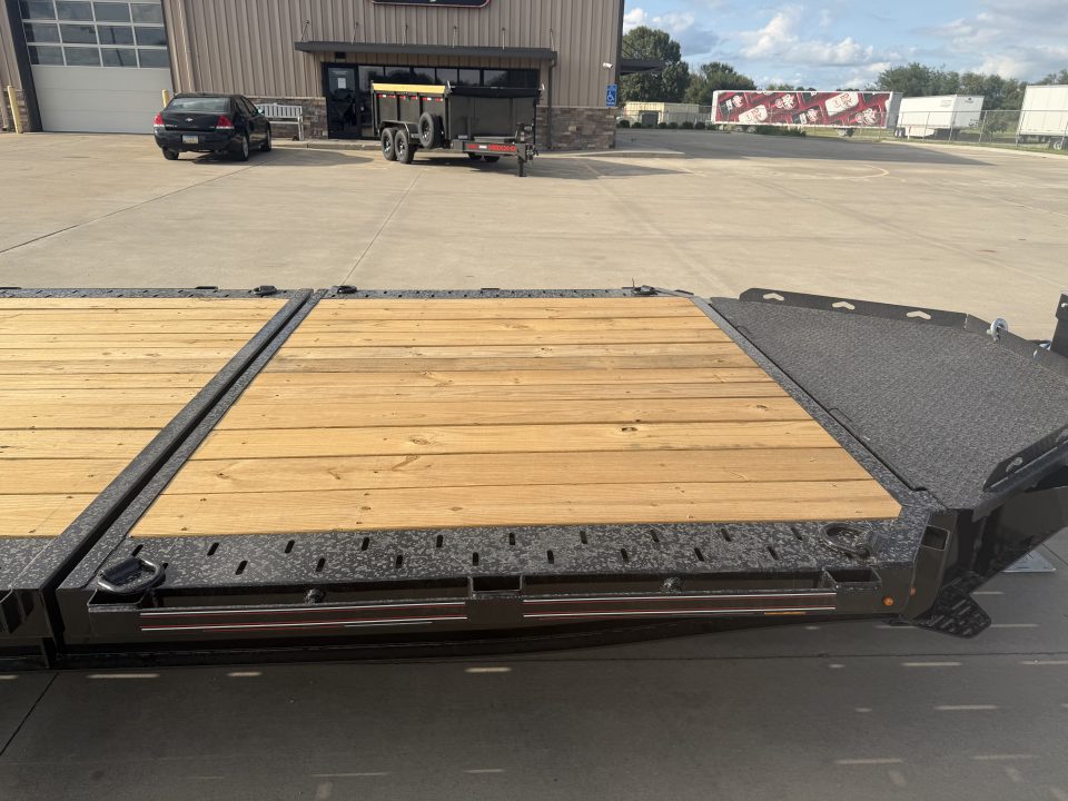 New 2027 Diamond C Trailers 102 X 24 HXD208 Equipment Trailer