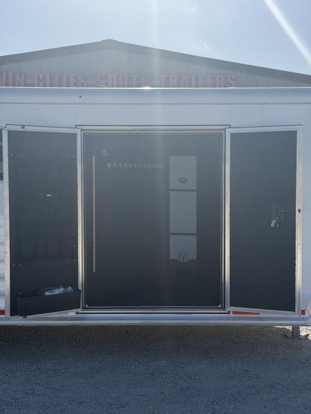 New 2026 Featherlite 4 Horse Gooseneck Premier Tack Horse Trailer