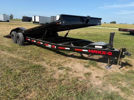 New 2027 MAXX-D 102x24 Tandem 17.5K Tilt Trailer W/ Hydro Jack