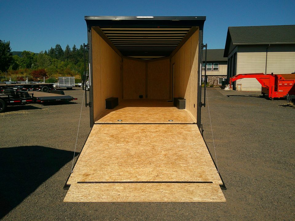 2026 Formula Trailers photo 3