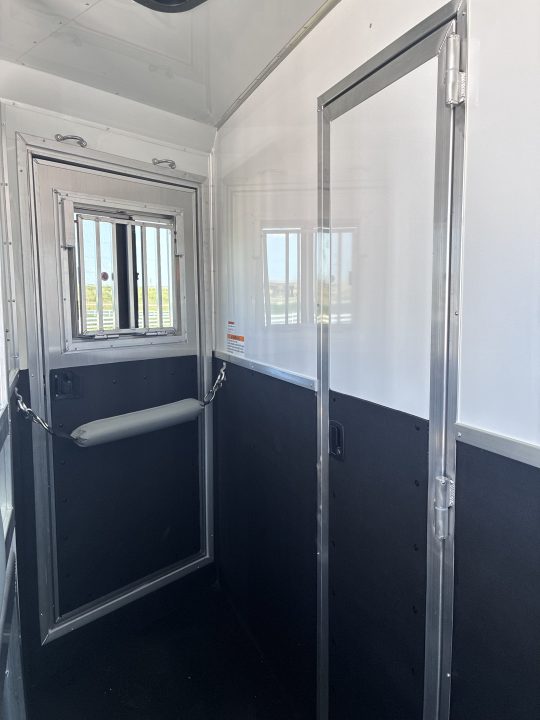 New 2027 SMC Laramie 3H 12' LQ Horse Trailer
