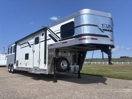 New 2027 SMC Laramie 3H 12' LQ Horse Trailer