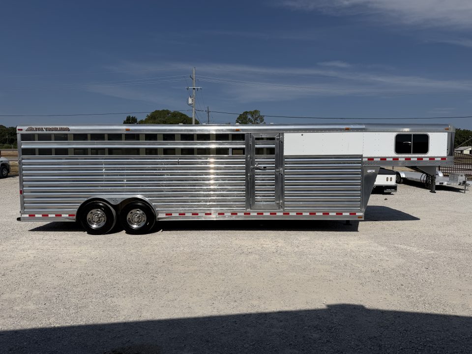 Used 2016 Elite Trailers Stock Combo Gooseneck Horse Trailer