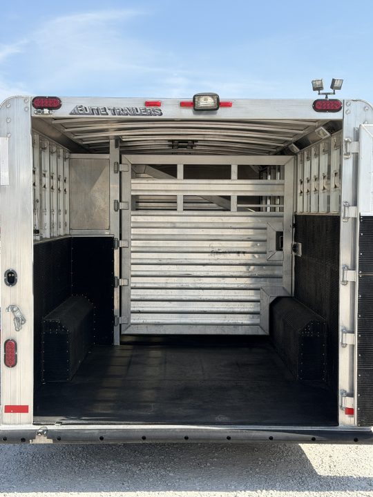 Used 2016 Elite Trailers Stock Combo Gooseneck Horse Trailer