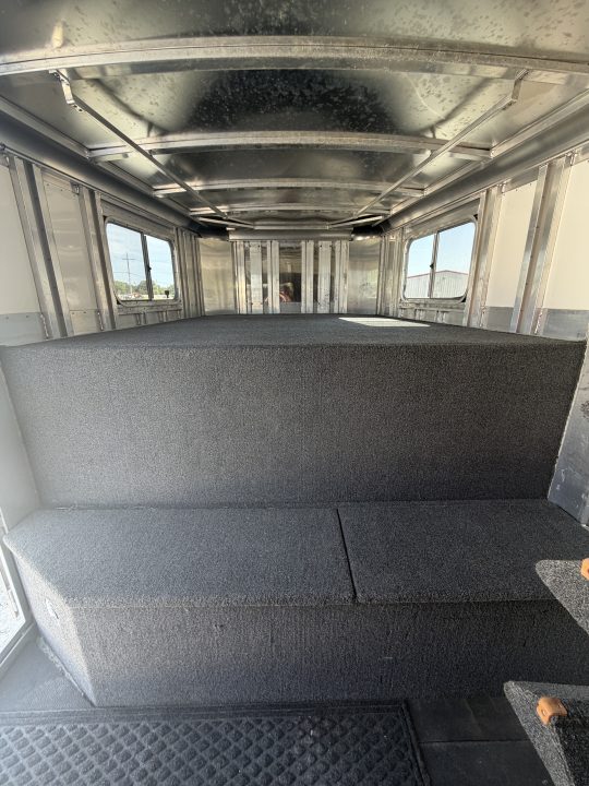 Used 2016 Elite Trailers Stock Combo Gooseneck Horse Trailer