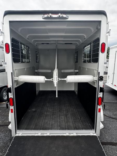 New 2026 Hawk Elite Standard Horse Trailer