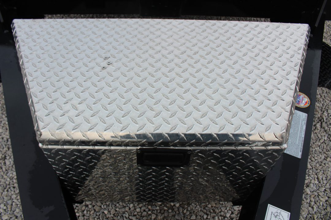 New 2027 Moritz 8' 6" x 20' + 4' Deckover Flatbed w/ Beavertail - Aluminum Ramps - 16,000# GVW