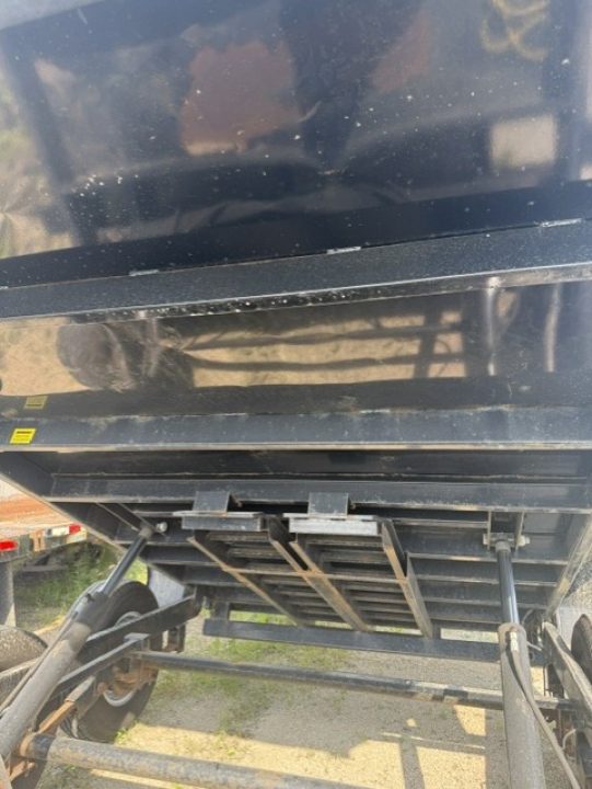 Used 2018 Sure-Trac ST8212DD Dump Trailer
