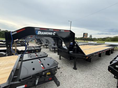 New 2026 Diamond C FMAX 212 32’ Flatbed Trailer, HYD DOVETAIL, HYD JACKS, 25.9K GVWR, ABS BRAKES 17.5 TIRE UPGRADE