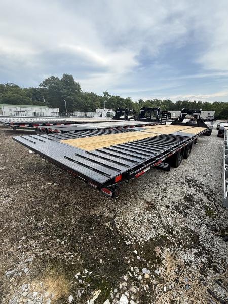 New 2026 Diamond C FMAX 212 32’ Flatbed Trailer, HYD DOVETAIL, HYD JACKS, 25.9K GVWR, ABS BRAKES 17.5 TIRE UPGRADE