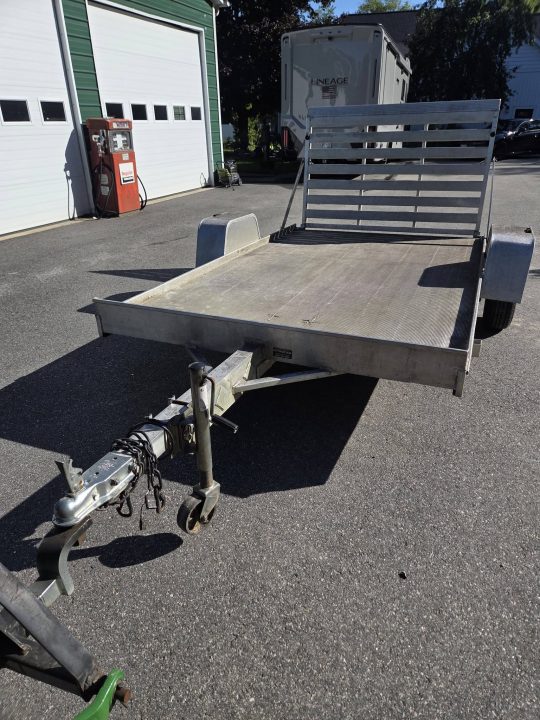 Used 2017 Aluma 6x10 all aluminum utility trailer torsion axle Utility Trailer