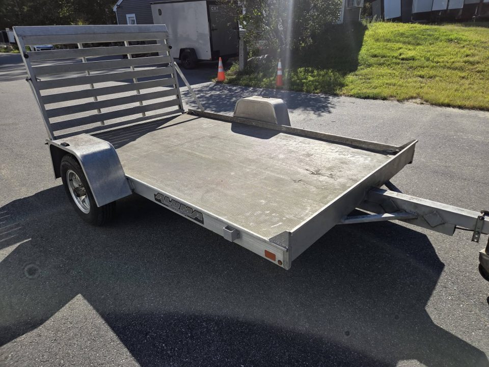 Used 2017 Aluma 6x10 all aluminum utility trailer torsion axle Utility Trailer