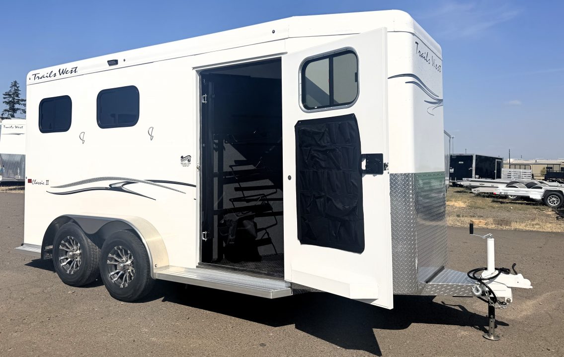 New 2027 Trails West Classic II 2H Warmblood Horse Trailer