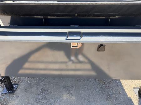 Used 2024 Lamar 83"x16' 14k Gooseneck Dump Trailer