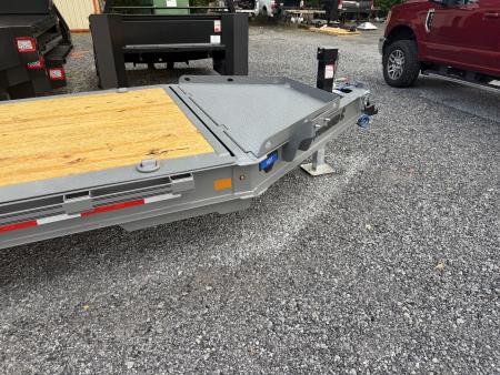 New 2026 Diamond C HDT207 FULL TILT TRAILER 14 PLY TIRES LARGE TOOL BOX , SLIPPER ROLLER