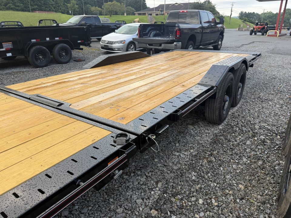 New 2026 Diamond C HXD210 DRIVE OVER FENDER TILT TRAILER **ABS BRAKES** BED ROLLER