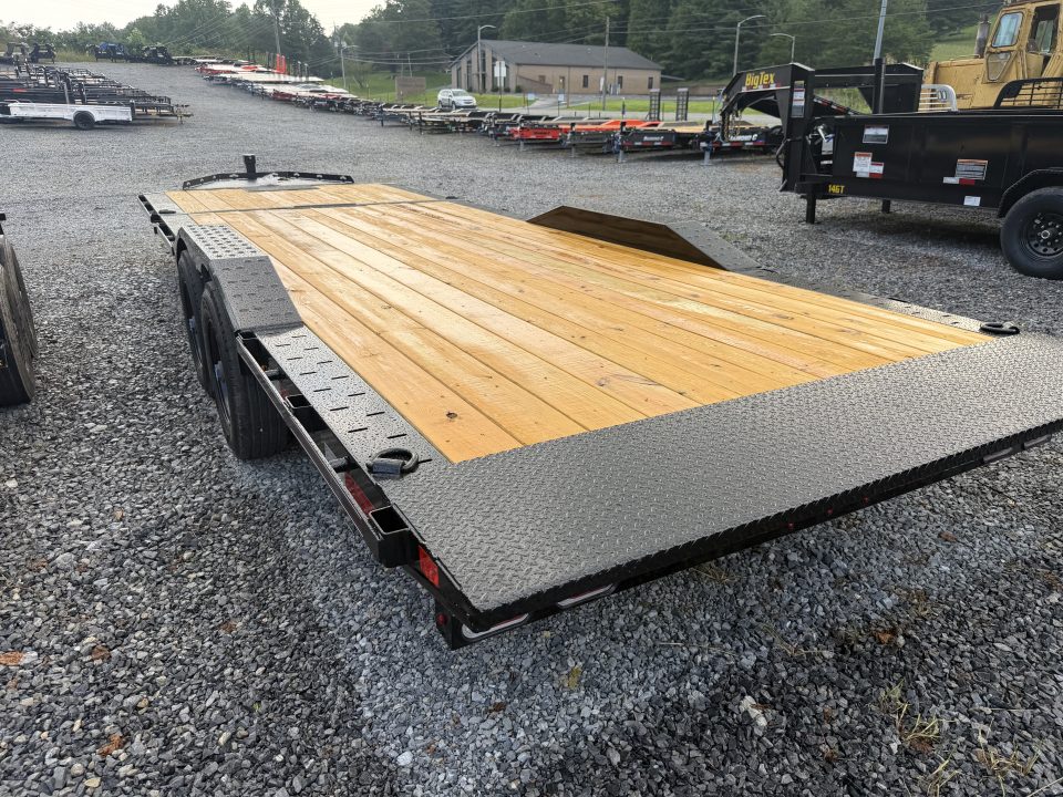 New 2026 Diamond C HXD210 DRIVE OVER FENDER TILT TRAILER **ABS BRAKES** BED ROLLER