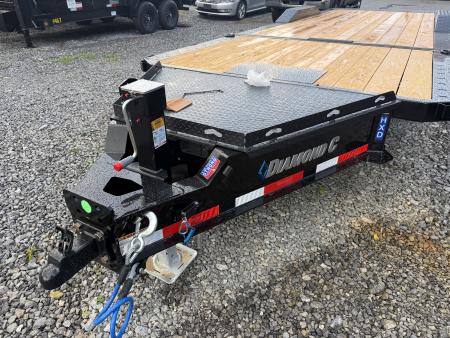 New 2026 Diamond C HXD210 DRIVE OVER FENDER TILT TRAILER **ABS BRAKES** BED ROLLER