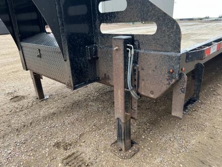 Used 2021 Midsota 32' Gooseneck Hydraulic Tail Flatbed Trailer