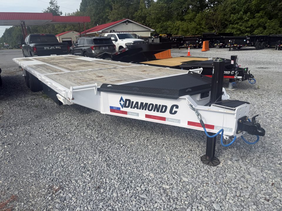 Used 2026 Diamond C DET210 DECK OVER TILT 102 X26 HYDRO JACK @ SOLAR CHARGER