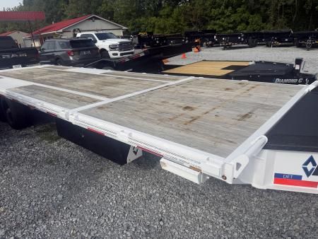 Used 2026 Diamond C DET210 DECK OVER TILT 102 X26 HYDRO JACK @ SOLAR CHARGER