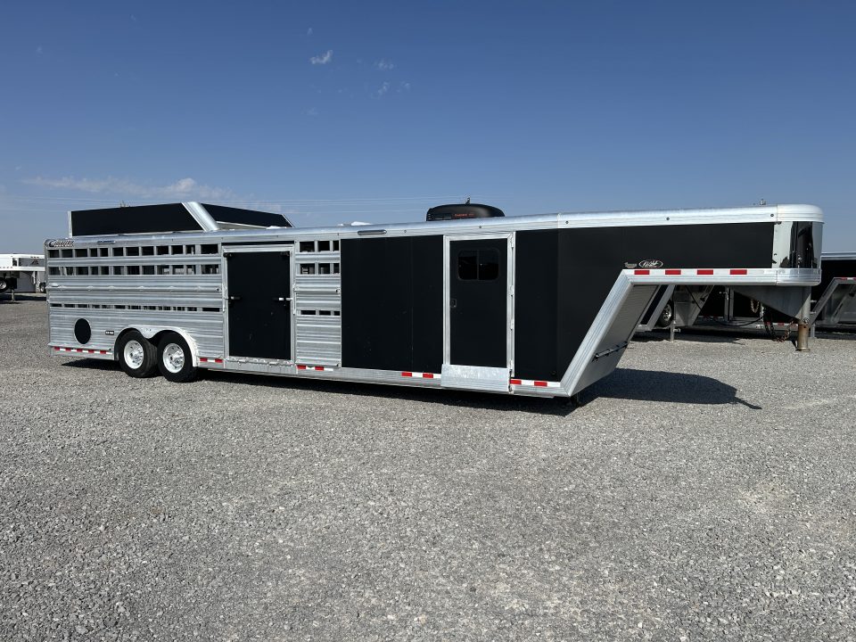 Used 2016 Cimarron Stierwalt 9723