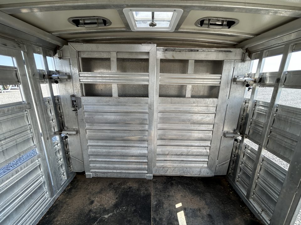 Used 2016 Cimarron Stierwalt 9723