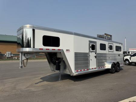 New 2027 Cimarron 2+1 Warmblood Gooseneck Horse Trailer