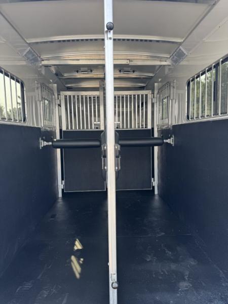 New 2027 Cimarron 2+1 Warmblood Gooseneck Horse Trailer