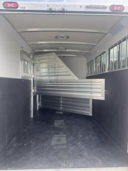 New 2027 Cimarron 3 Horse Bumper Pull