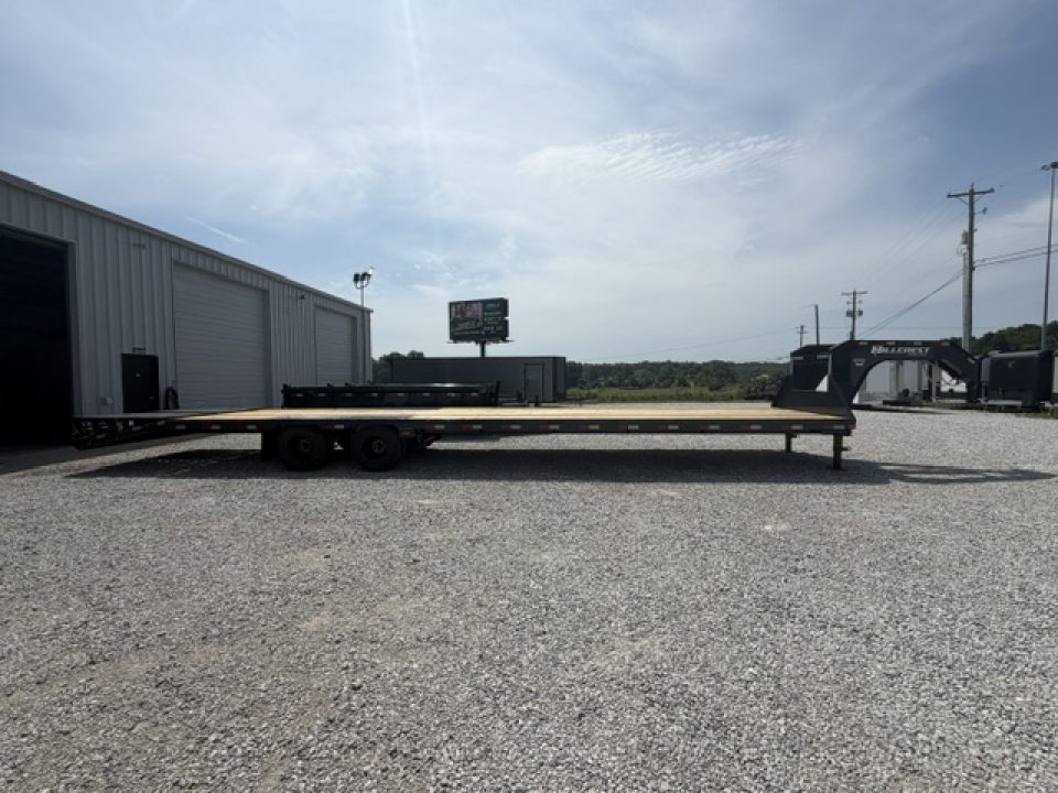 New HillCrest Gooseneck 35+5 25.9 W/ Max Ramps