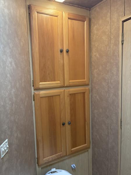 Used 2005 Exiss Trailers 4H 14'LQ Horse Trailer