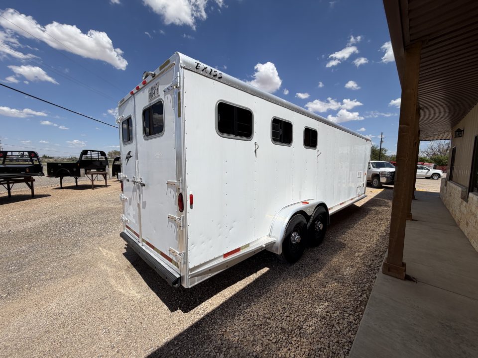 Used 2002 Exiss Trailers 3H LQ Horse Trailer
