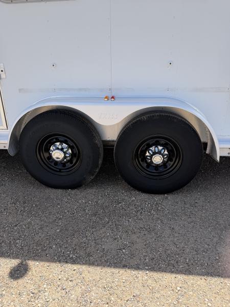 Used 2002 Exiss Trailers 3H LQ Horse Trailer