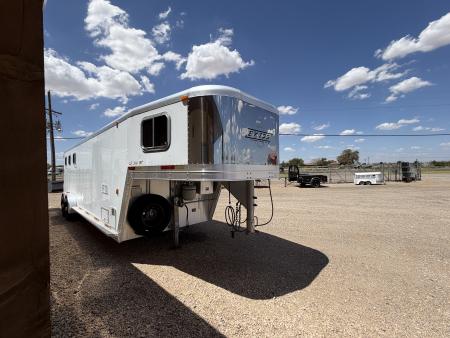 Used 2002 Exiss Trailers 3H LQ Horse Trailer