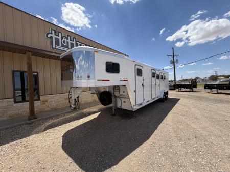 Used 2002 Exiss Trailers 3H LQ Horse Trailer