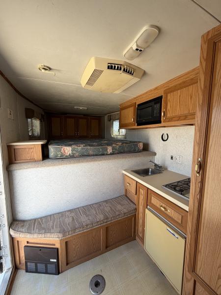 Used 2002 Exiss Trailers 3H LQ Horse Trailer