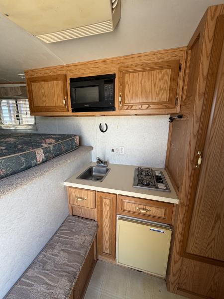 Used 2002 Exiss Trailers 3H LQ Horse Trailer