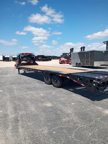 New 2027 PJ Trailers LQ302