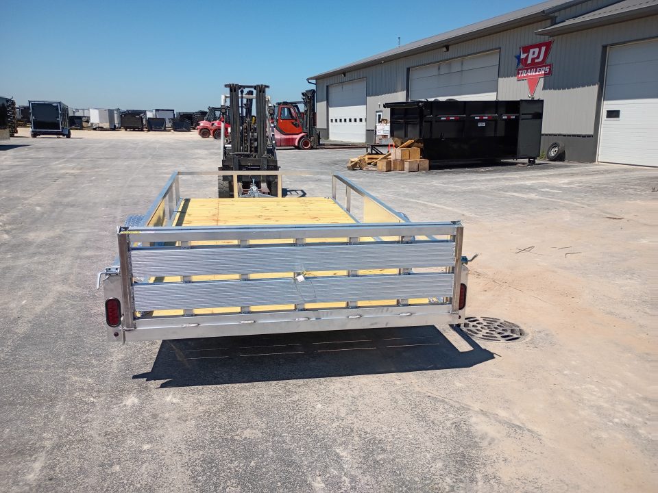 New 2027 Rugged Terrain PP 81.5X14