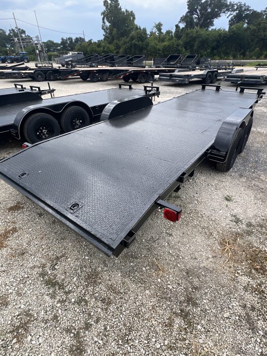 New 2026 P & T Trailers 82X24SSCH Car Hauler
